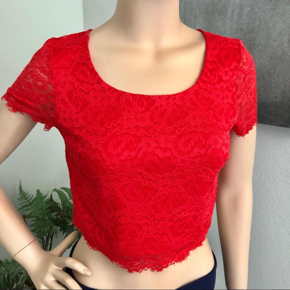 Guess Bright Red Short Sleeve Lace Crop Top